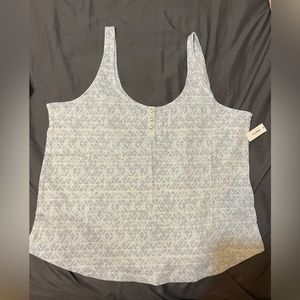 Gap Women’s bedtime top NWT